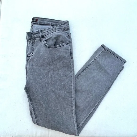 cigarette jeans urban outfitters BDG Urban Outfitters Gray Cigarette Midrise Skinny Jeans Size 30 x 30